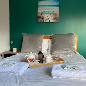 https://toll-bridge-studio.yorkshirehotels.net