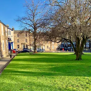 https://harrogate-holidays-the-toffee-works.yorkshirehotels.net