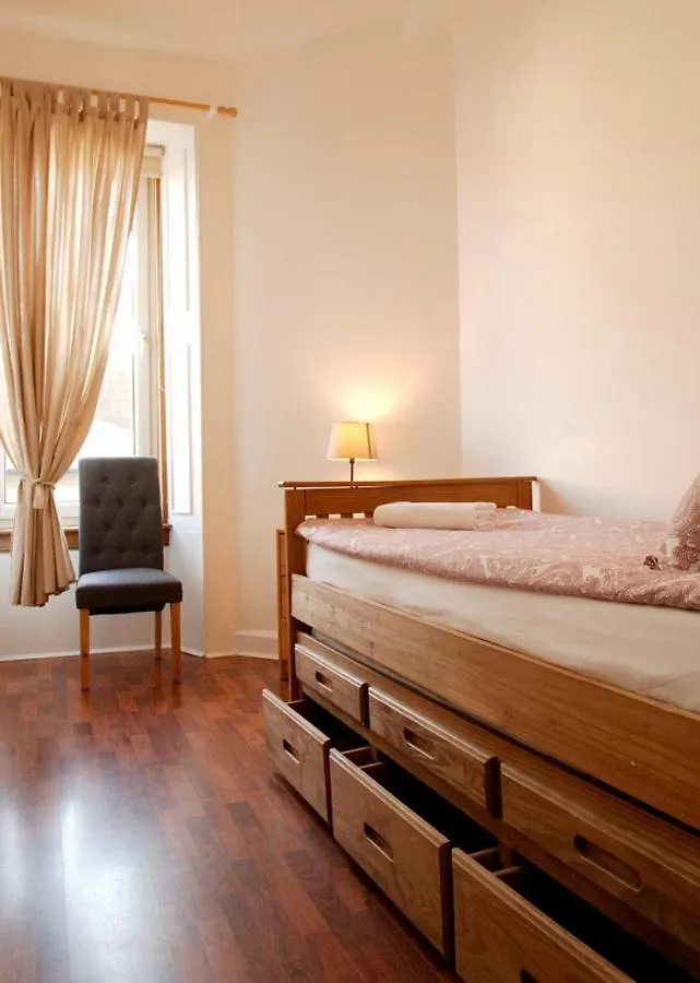 Pitt Street Apartment Beautiful Spacious Apartment Free Parking And Free Sanitizer Edinburgh