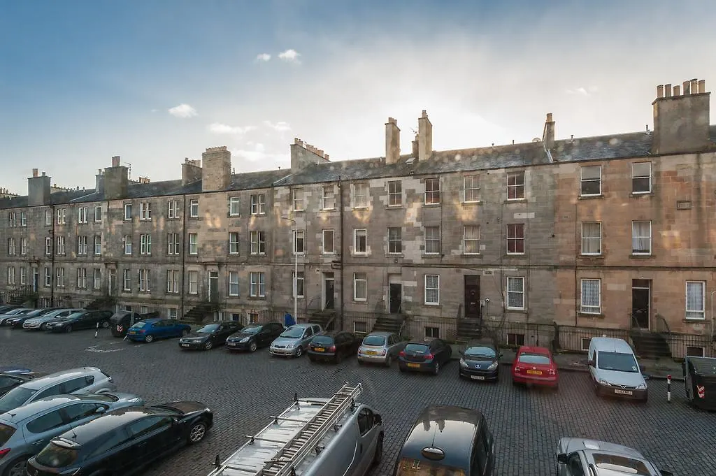 Pitt Street Apartment Beautiful Spacious Apartment Free Parking And Free Sanitizer Edinburgh